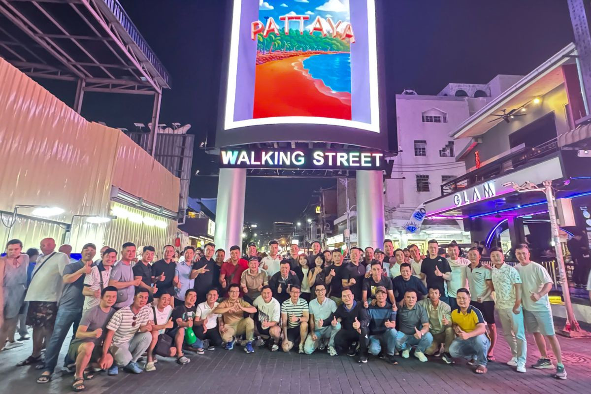 Thợ Điện Máy Xanh tham gia tour Thái Lan - Ảnh 3 Thợ Điện Máy Xanh tham gia tour Thái Lan - Ảnh 3