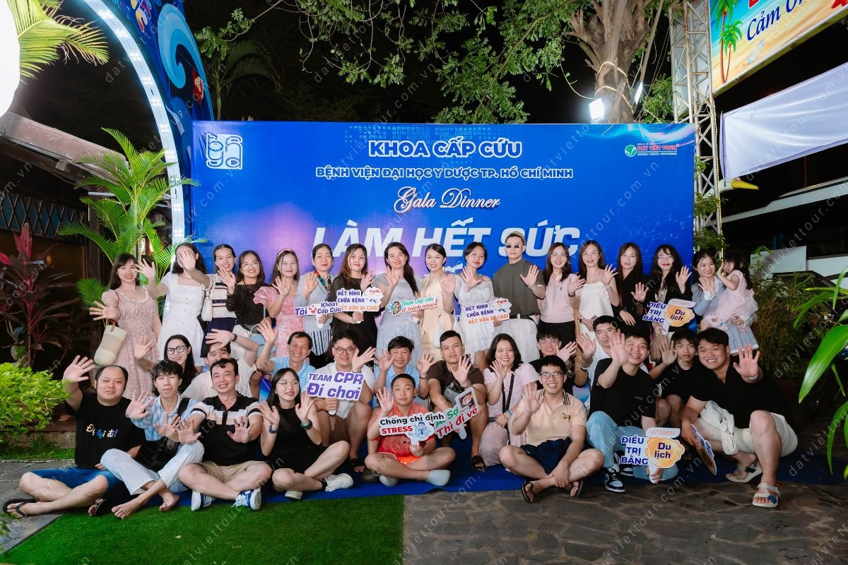 Bệnh viện Đại Học Y Dược TP. Hồ Chí Minh tổ chức Team Building và Gala Dinner tại Phan Thiết - Ảnh 10