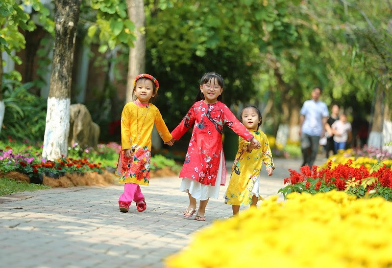 Du lịch ngày Tết