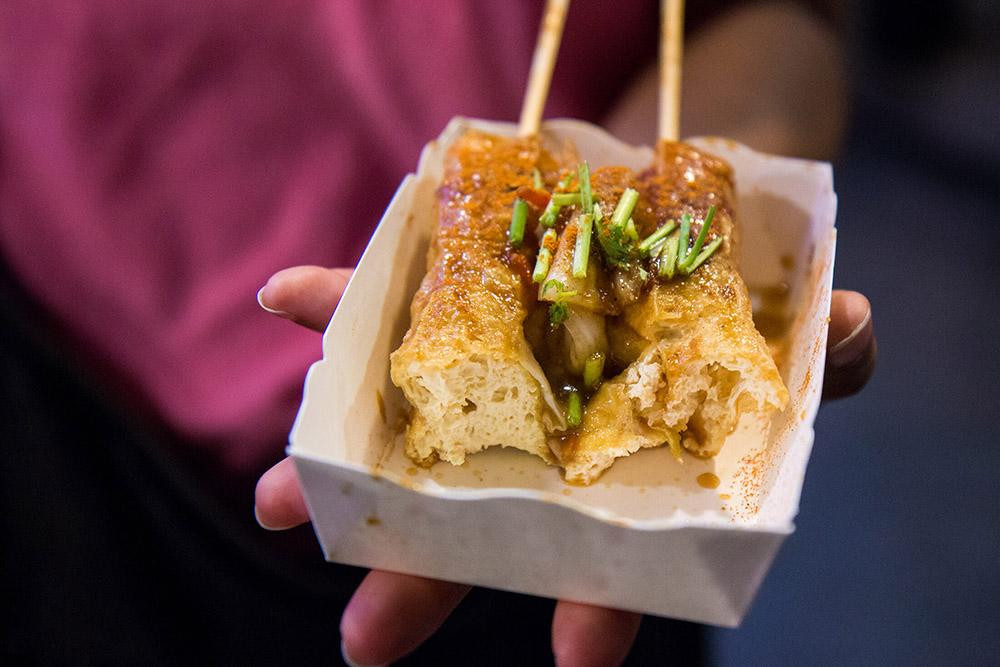 Món đậu hủ thối – Món ăn nhất định phải thử khi du lịch Đài Loan