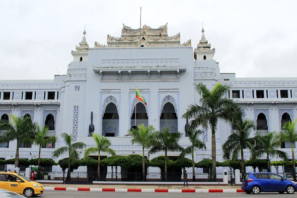 TÒA THỊ CHÍNH YANGON