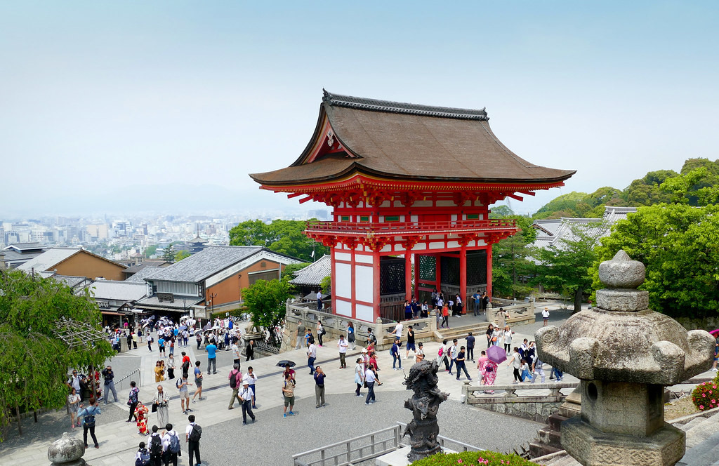 Chùa Kiyomizu Dera – ngôi chùa cổ đẹp nhất cố đô Kyoto Nhật Bản - ảnh 2