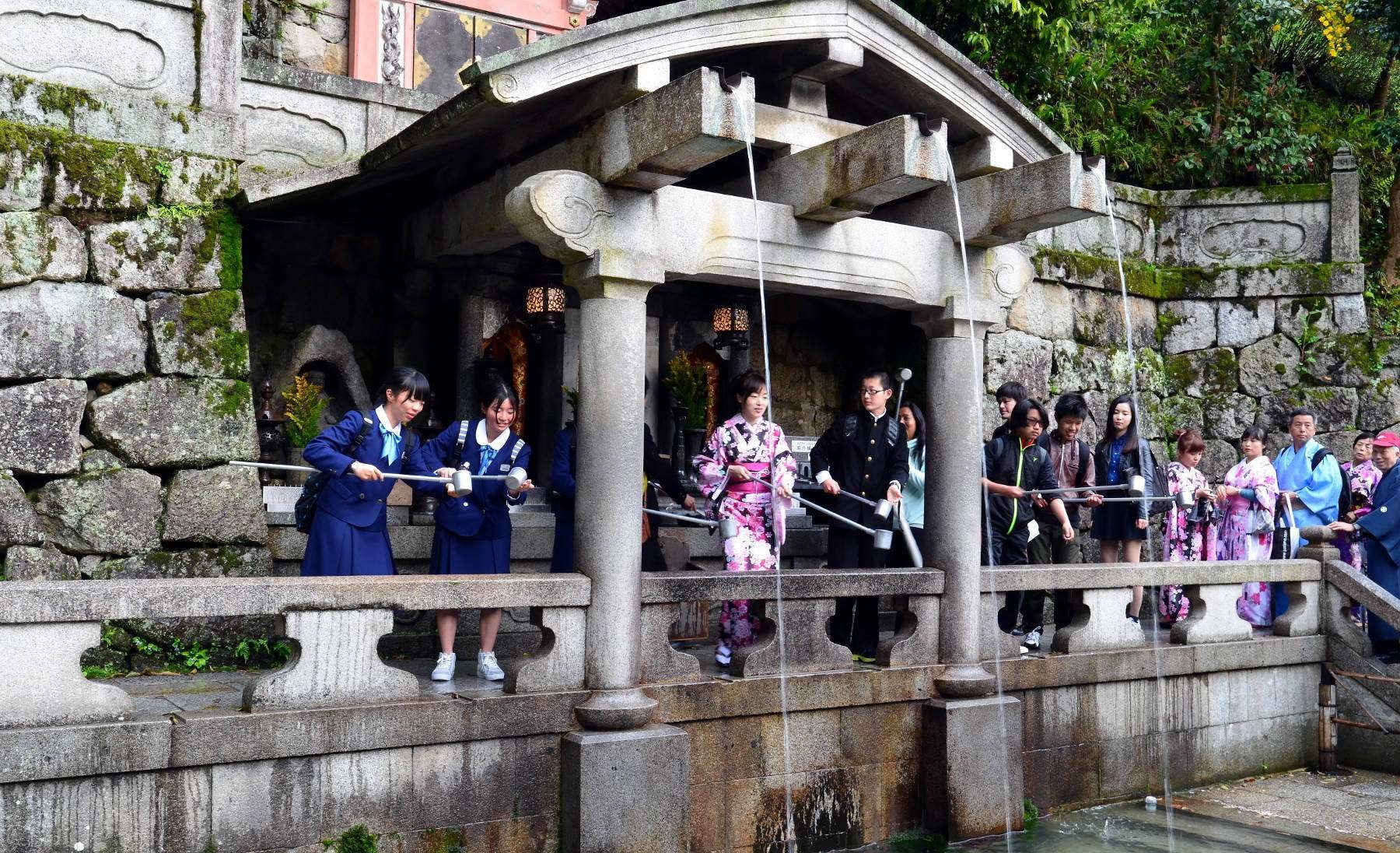 Chùa Kiyomizu Dera – ngôi chùa cổ đẹp nhất cố đô Kyoto Nhật Bản - ảnh 6