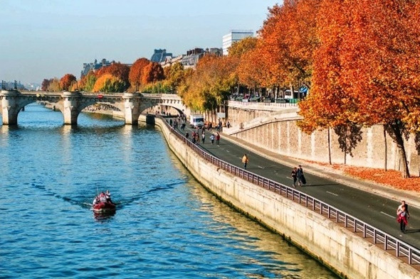 Trải nghiệm cảm giác ngồi du thuyền trên sông Seine thơ mộng - ảnh 4