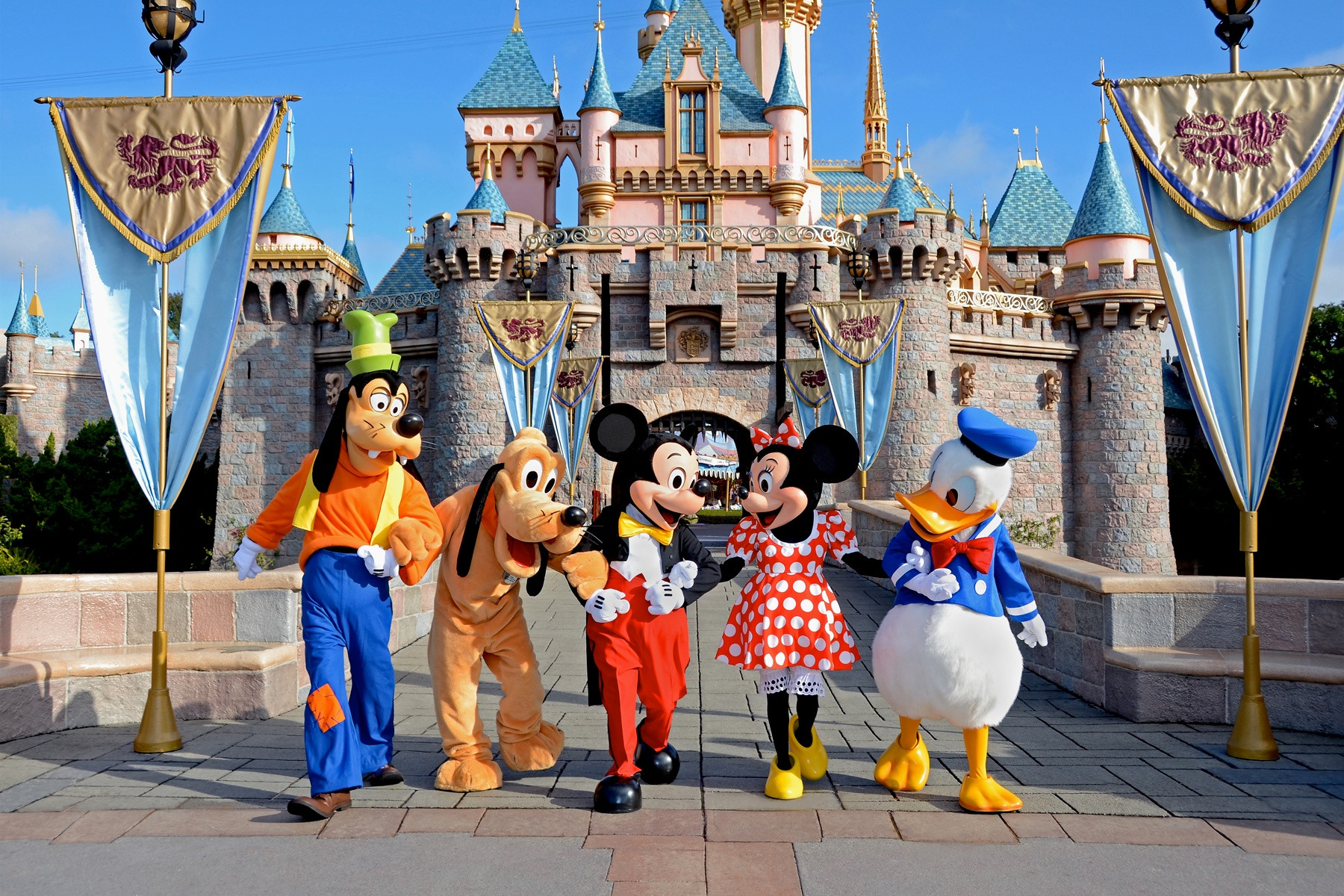 Khám phá Disneyland ở Los Angeles - Ảnh 3