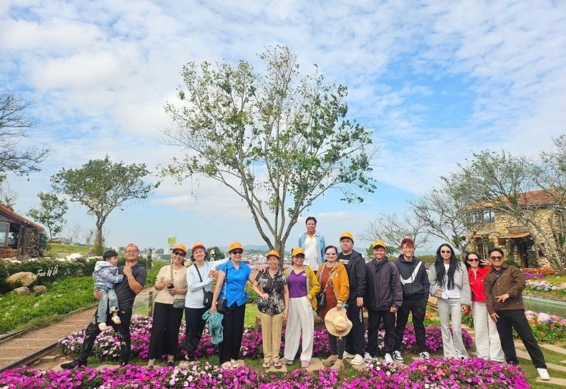 Tận hưởng kỳ nghỉ trọn vẹn cùng dịch vụ chất lượng của Đất Việt Tour