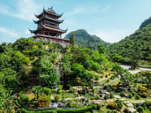 Tour TP.HCM | Hà Nội | Hạ Long | Ninh Bình | Tam Chúc | Mai Châu | Mộc Châu 