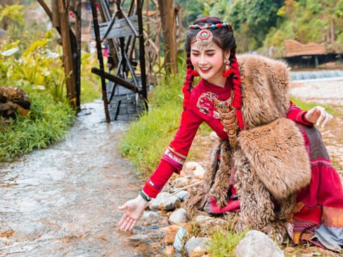 Tour TP.HCM | Hà Nội | Lào Cai | Sapa | Tràng An | Bái Đính | Hạ Long 