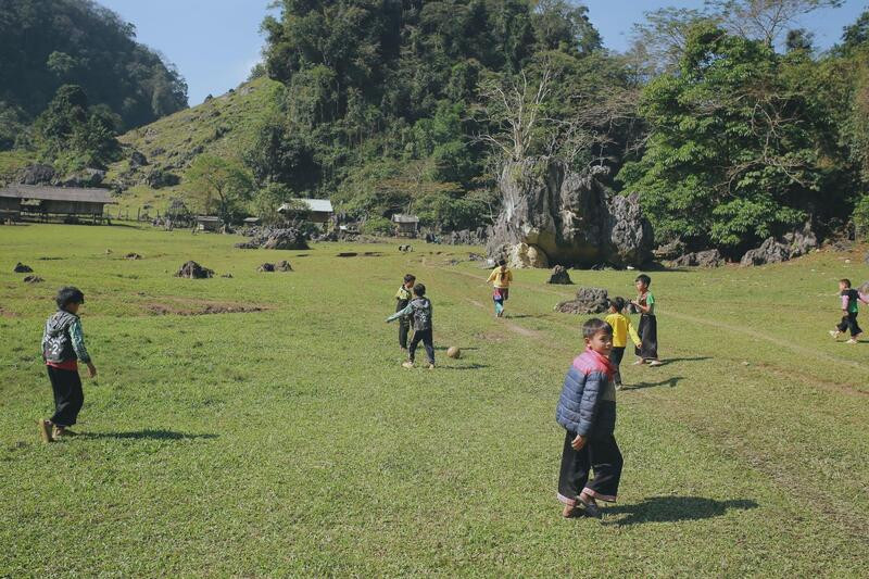 Bản Hang Táu