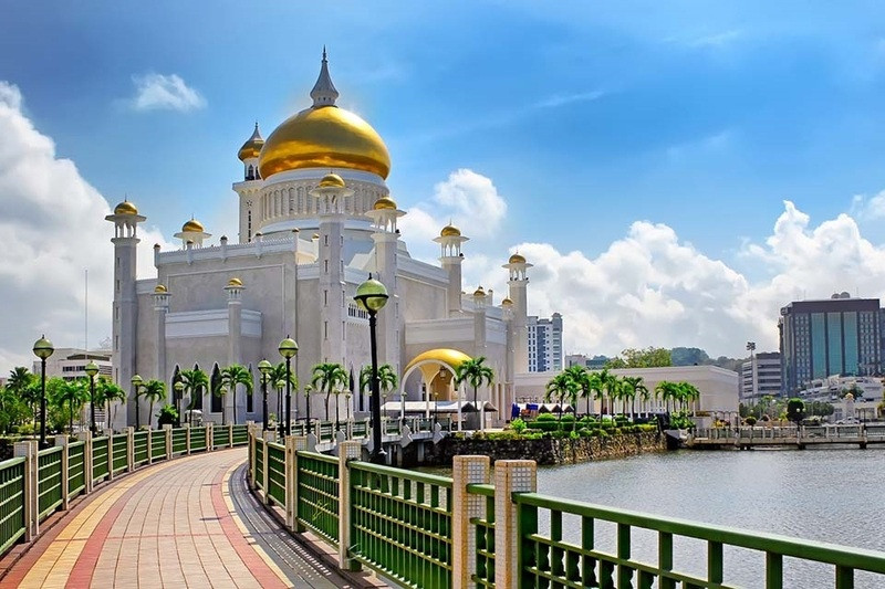 Du lịch Brunei xa hoa lộng lẫy 