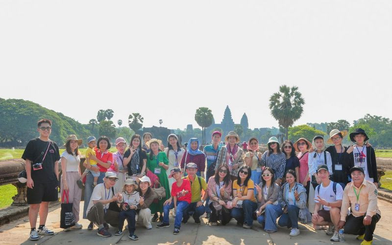 Đoàn khách tour Campuchia 4N3Đ của Đất Việt