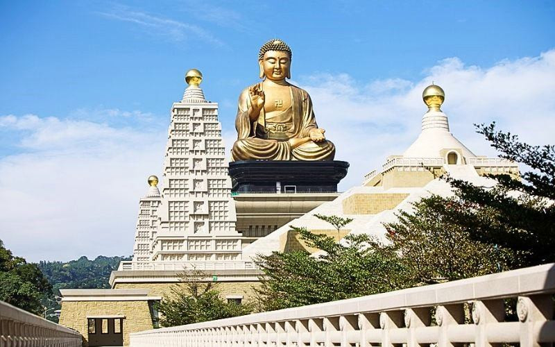 Ngôi chùa thiêng liêng trên xứ Đài Loan 