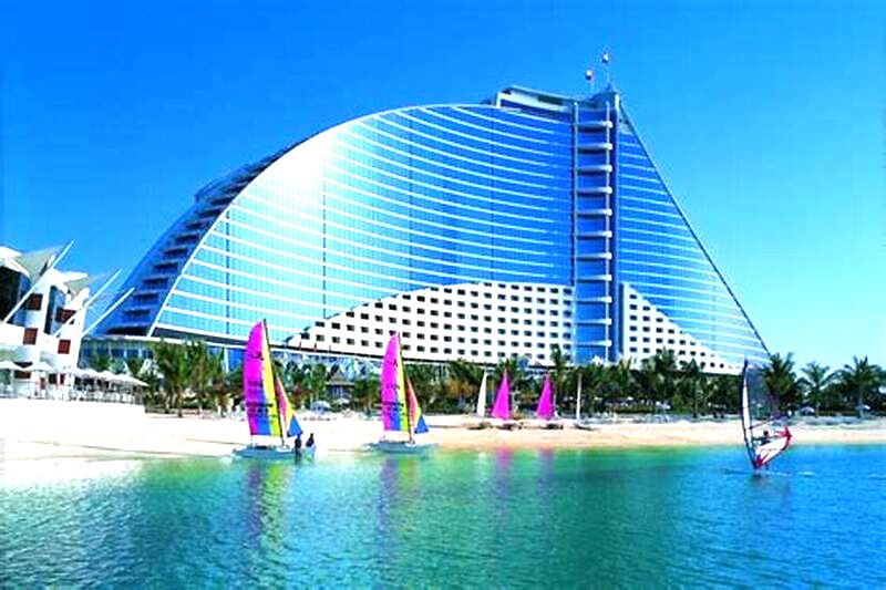 Bãi biển Jumeirah Dubai