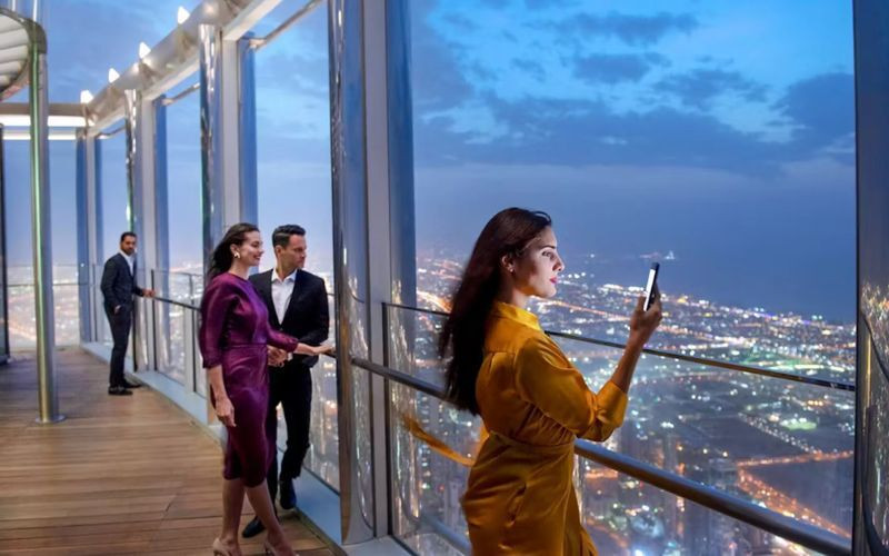 Chiêm ngưỡng toàn cảnh Dubai lung linh về đêm 