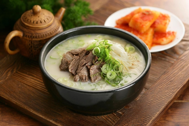 Seolleongtang - Canh xương bò Hàn Quốc 