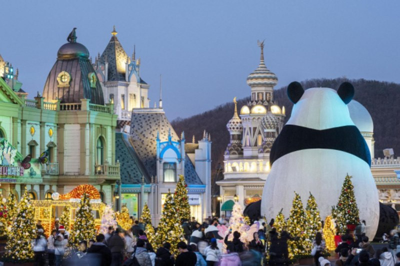 Công viên Everland – Tuyết trắng và lễ hội Giáng sinh Công viên Everland – Tuyết trắng và lễ hội Giáng sinh