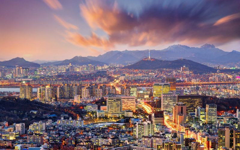 Cảnh toàn thành phố ở Seoul khi lên đèn