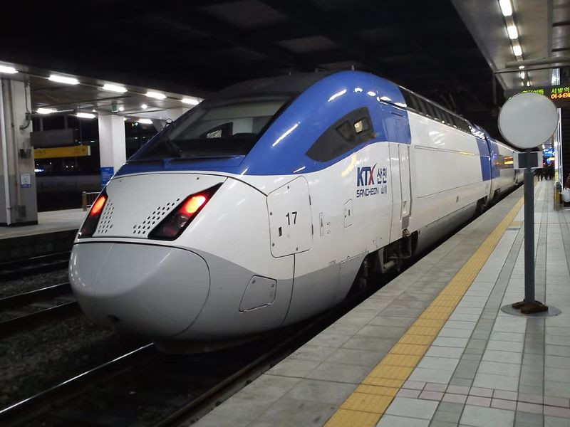 Tham quan Busan bằng Tàu KTX Seoul 