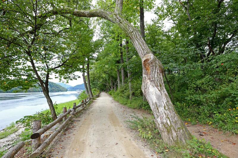 Không khí mát mẻ, thiên nhiên đầy sức sống vào tháng 5