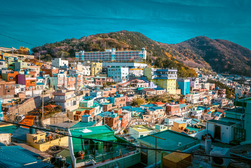 Những ngôi nhà đầy màu sắc tại làng bích hoạ Gamcheon