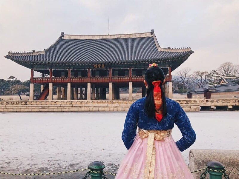 Mặc Hanbok check-in tại cung điện Hoàng gia GyeongBok