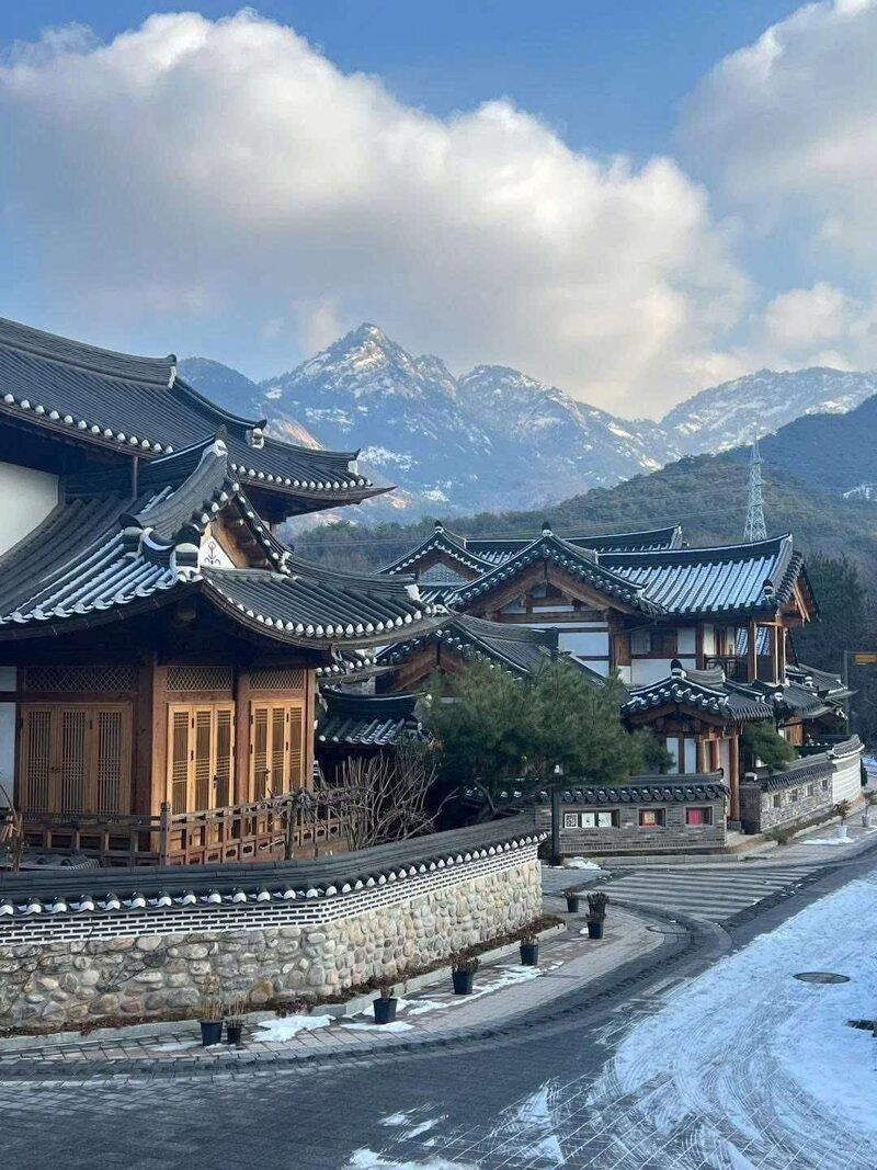 Thời tiết thích hợp để du lịch Eunpyeong Hanok - Hàn Quốc