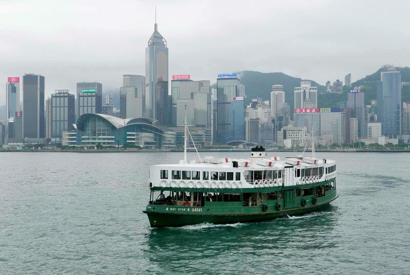 Cảng Victoria là một trong những điểm tham quan nổi tiếng nhất Hong Kong Cảng Victoria là một trong những điểm tham quan nổi tiếng nhất Hong Kong