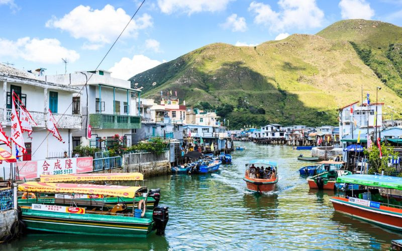 Góc bình yên bên những ngôi nhà sàn ven biển