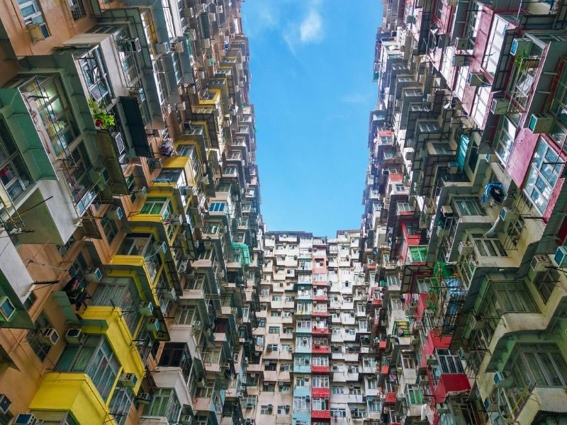 Monster Building - Khám phá “mê cung” đô thị của xứ Cảng