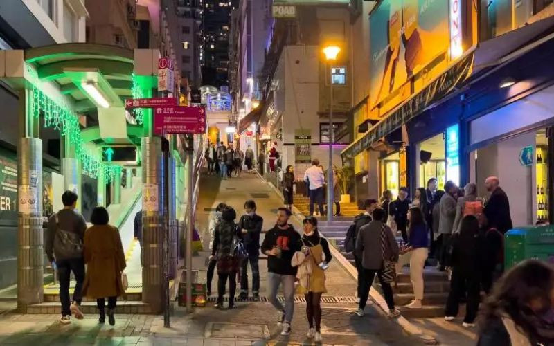 Soho lên đèn, Hong Kong càng thêm nhộn nhịp