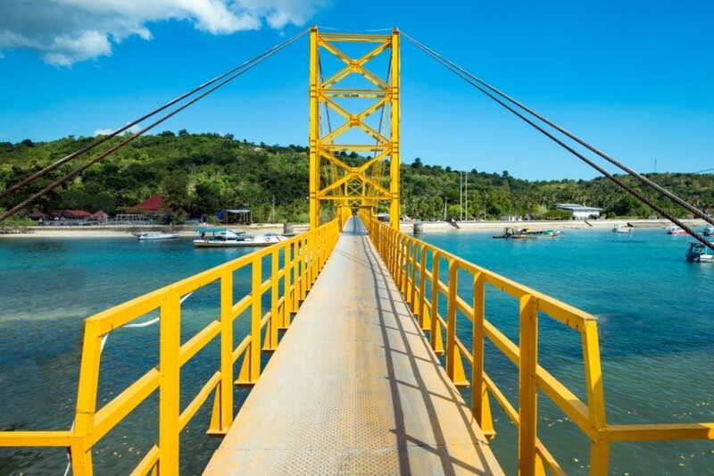 Cây cầu vàng Yellow Bridge 