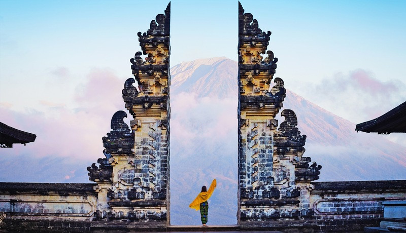 Cổng trời Bali ở Lempuyang 