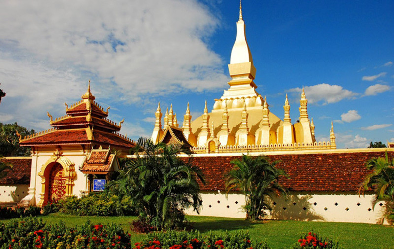 Đại Bảo Tháp Pha That Luang