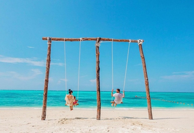 Khung cảnh bình yên trên đảo buổi sáng 