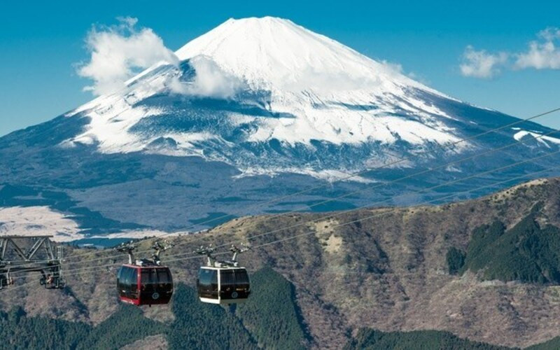 Cáp treo Hakone Ropeway ngắm nhìn toàn cảnh hồ Ashin