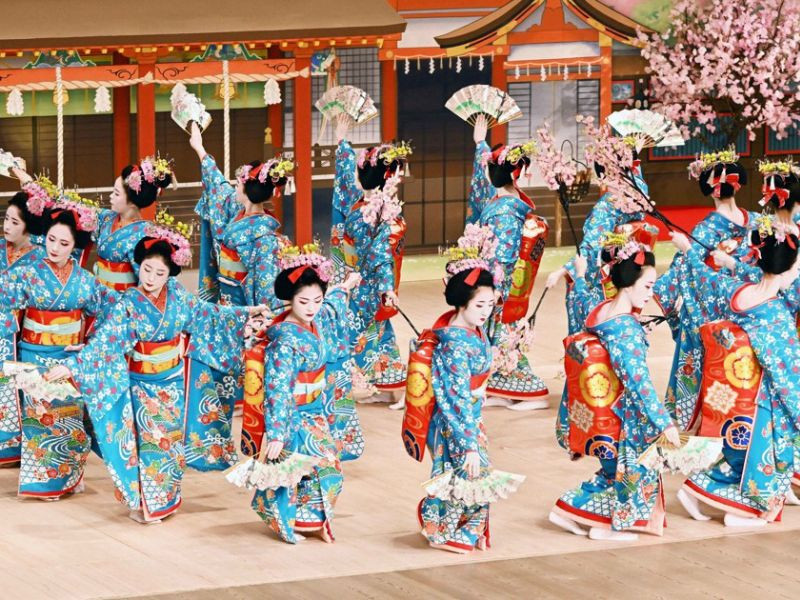 Thưởng thức chương trình biểu diễn nghệ thuật Geisha Show