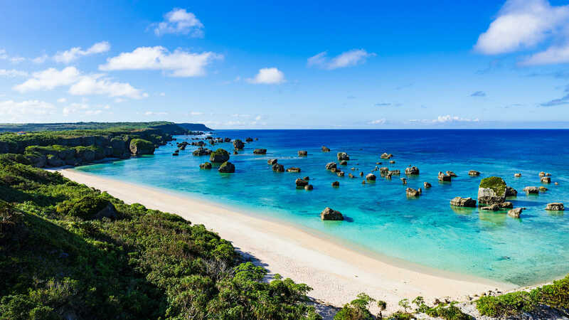 Okinawa nổi tiếng với biển đẹp