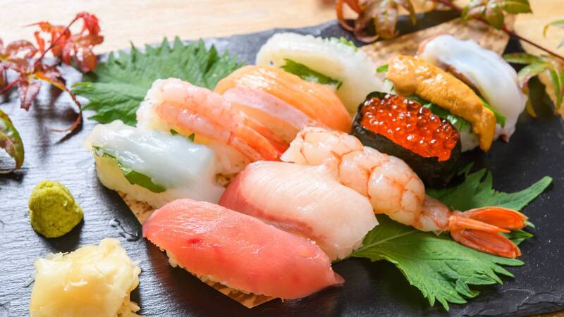 Món sushi tươi ngon