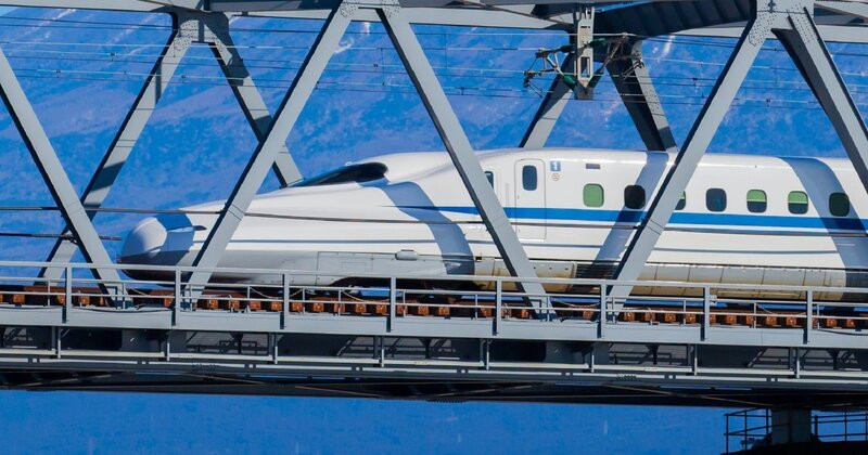 Tàu Shinkansen ở Nhật 