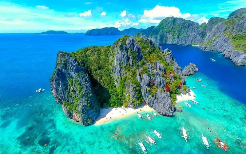 Khung cảnh kỳ vĩ tại El Nido Khung cảnh kỳ vĩ tại El Nido
