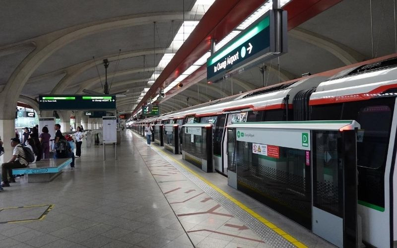 Hệ thống MRT hiện đại giúp du khách dễ dàng khám phá Singapore Hệ thống MRT hiện đại giúp du khách dễ dàng khám phá Singapore