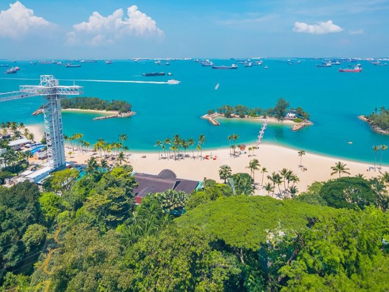 Sentosa là điểm vui chơi cực kỳ sôi động vào mùa hè Sentosa là điểm vui chơi cực kỳ sôi động vào mùa hè
