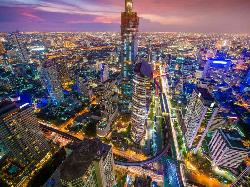 Bangkok được mệnh danh là “thành phố không ngủ” 