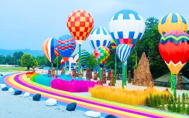 Không gian nghệ thuật rực rỡ tại Bảo tàng Ánh sáng Không gian nghệ thuật rực rỡ tại Bảo tàng Ánh sáng