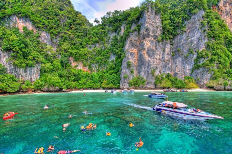 Kinh nghiệm du lịch đảo Koh Phi Phi hot nhất Thái Lan cùng du lịch TOPTOUR