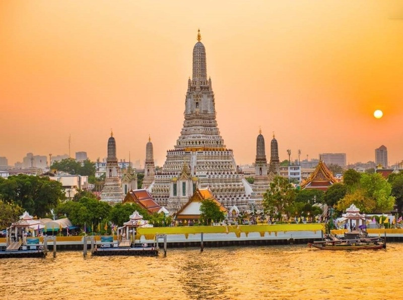 Hoàng hôn tại xứ sở chùa vàng