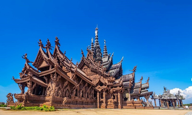 Đền Chân Lý 