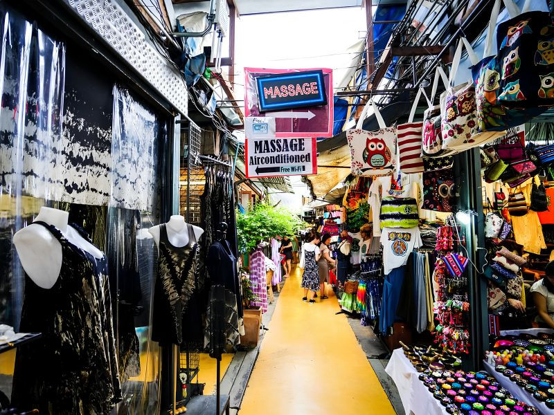 Quần áo local cực kỳ bắt trend