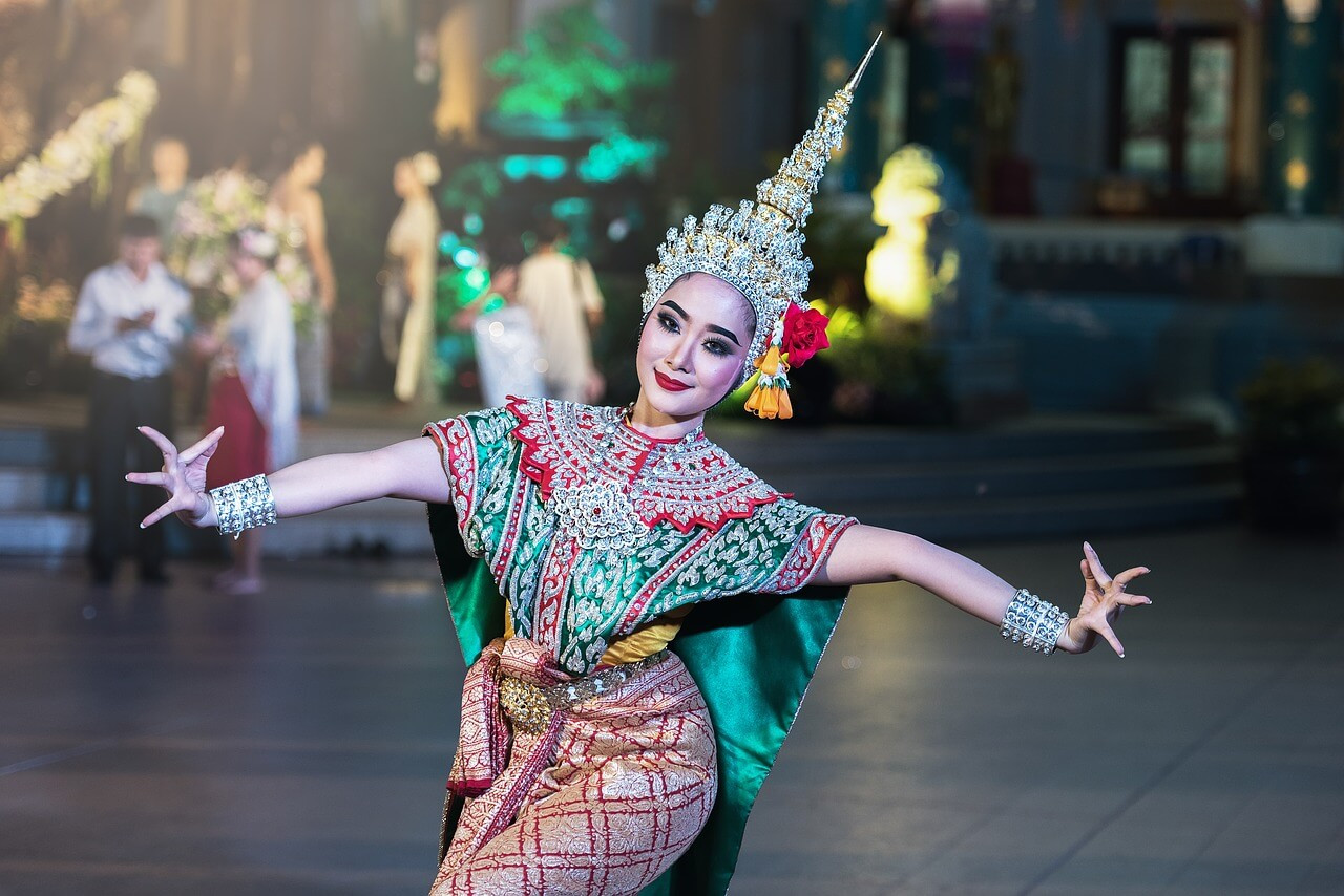 Điệu múa Thái truyền thống làm say lòng du khách