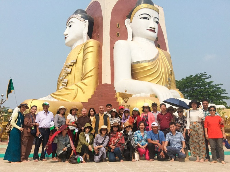 Tham gia tour hành hương với đơn vị uy tín Đất Việt Tour